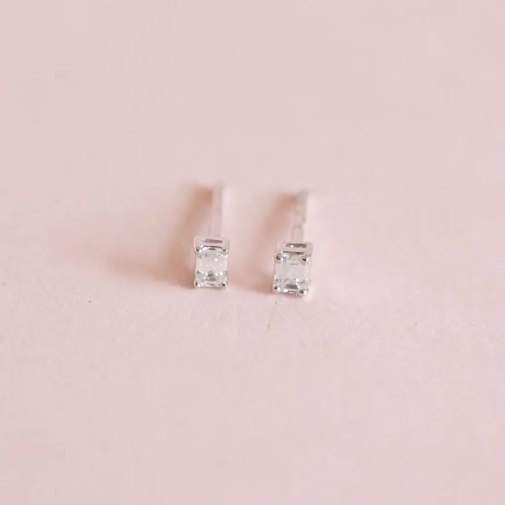 [3533] Arete Baguette 1 pc