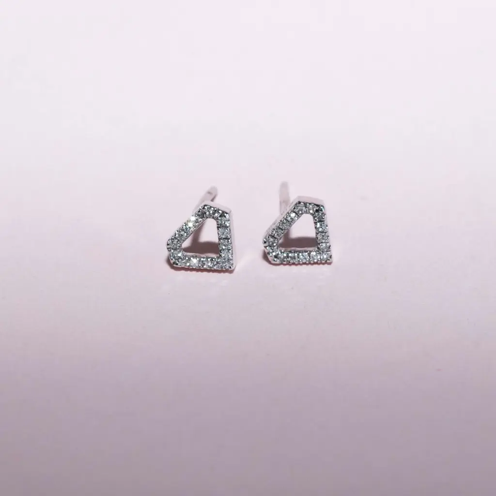 Aretes Triangulo Diamond Hueco