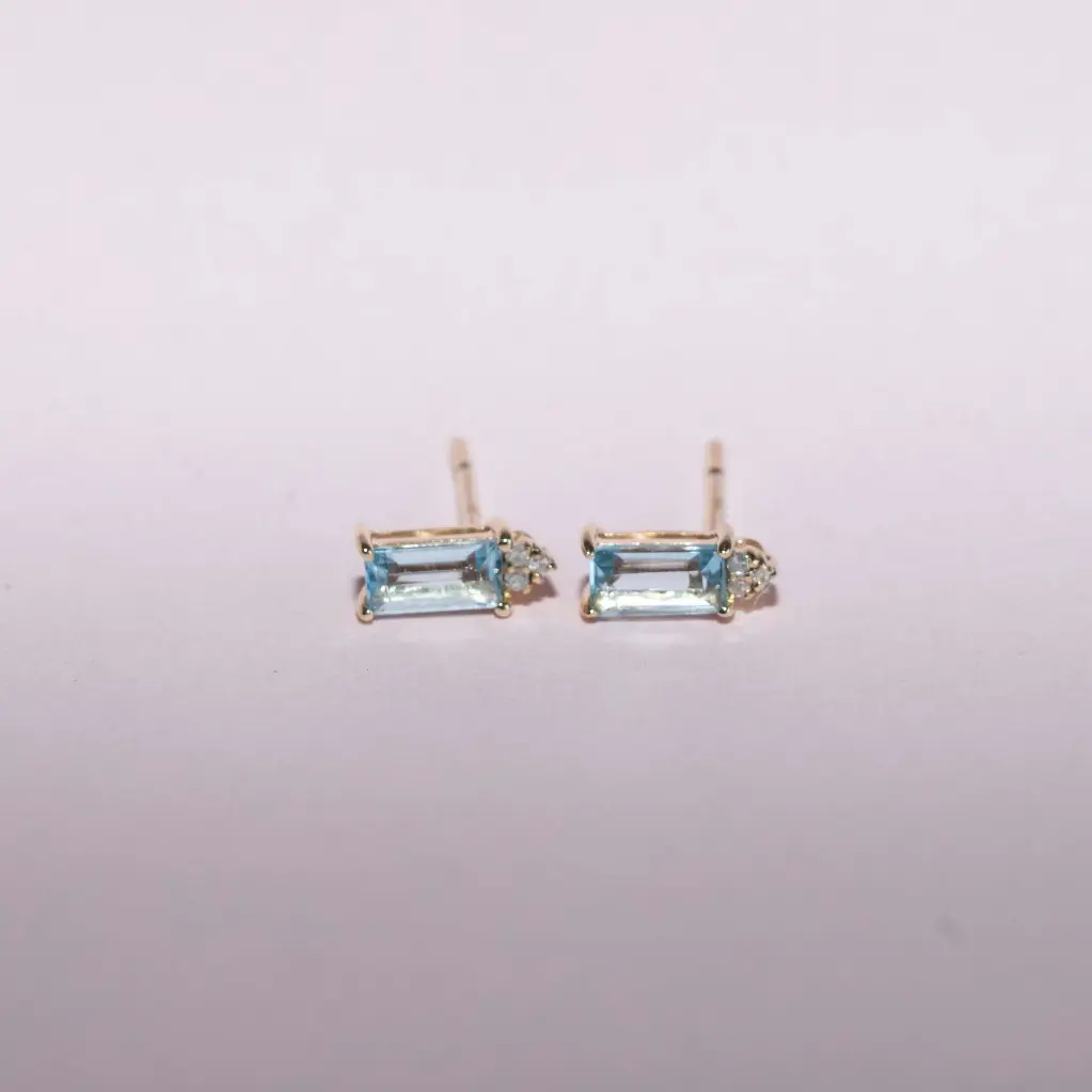 Aretes Barra Blue Topaz