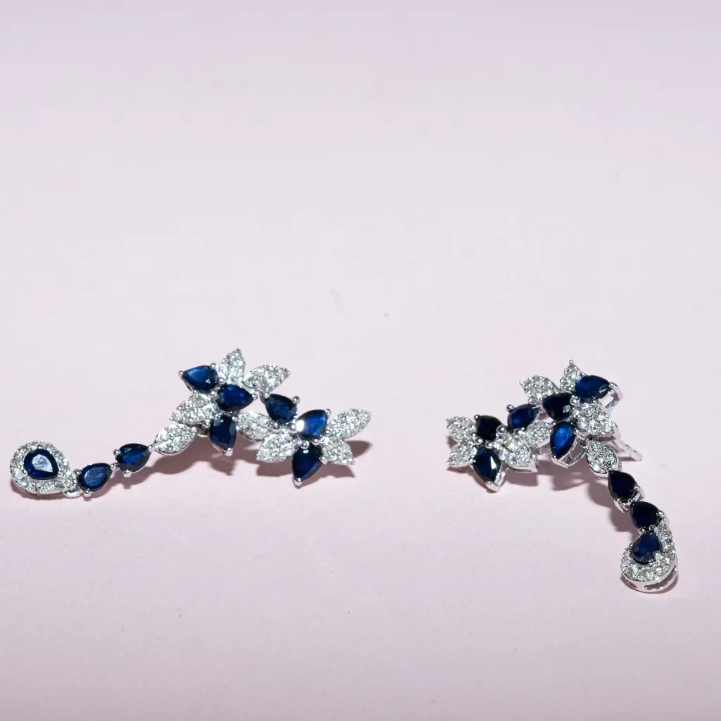 Aretes Hojas Sapphire Blue Diamond