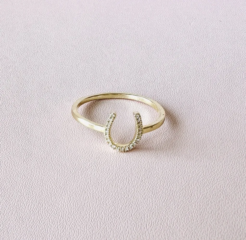 Yellow Gold Diamond Horse Shoe Ring