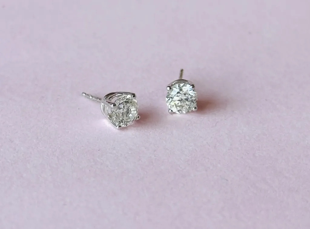 Aretes Solitarios White 1.92 ct