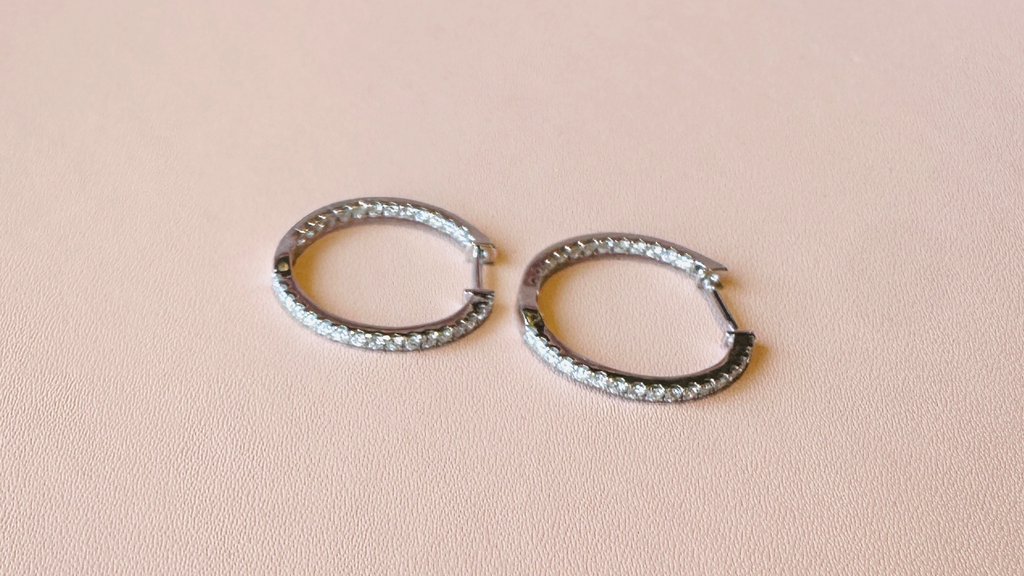 [5120] Gold Diamond Huggies Earrings Medium