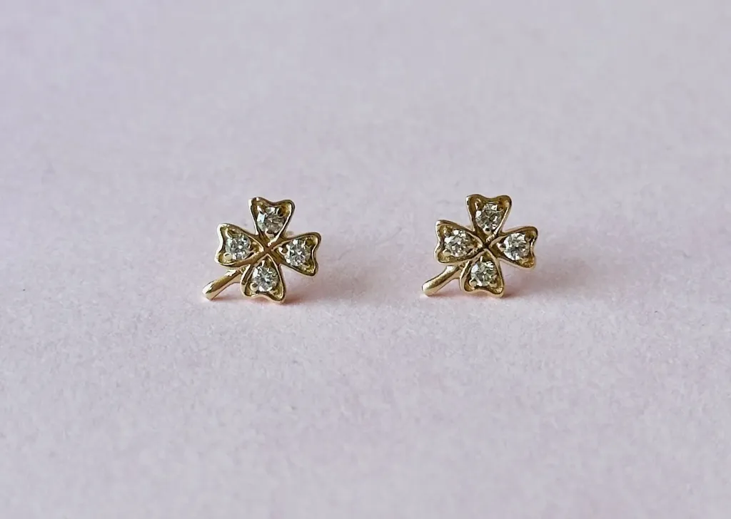 Yellow Gold Diamond Clover Earring