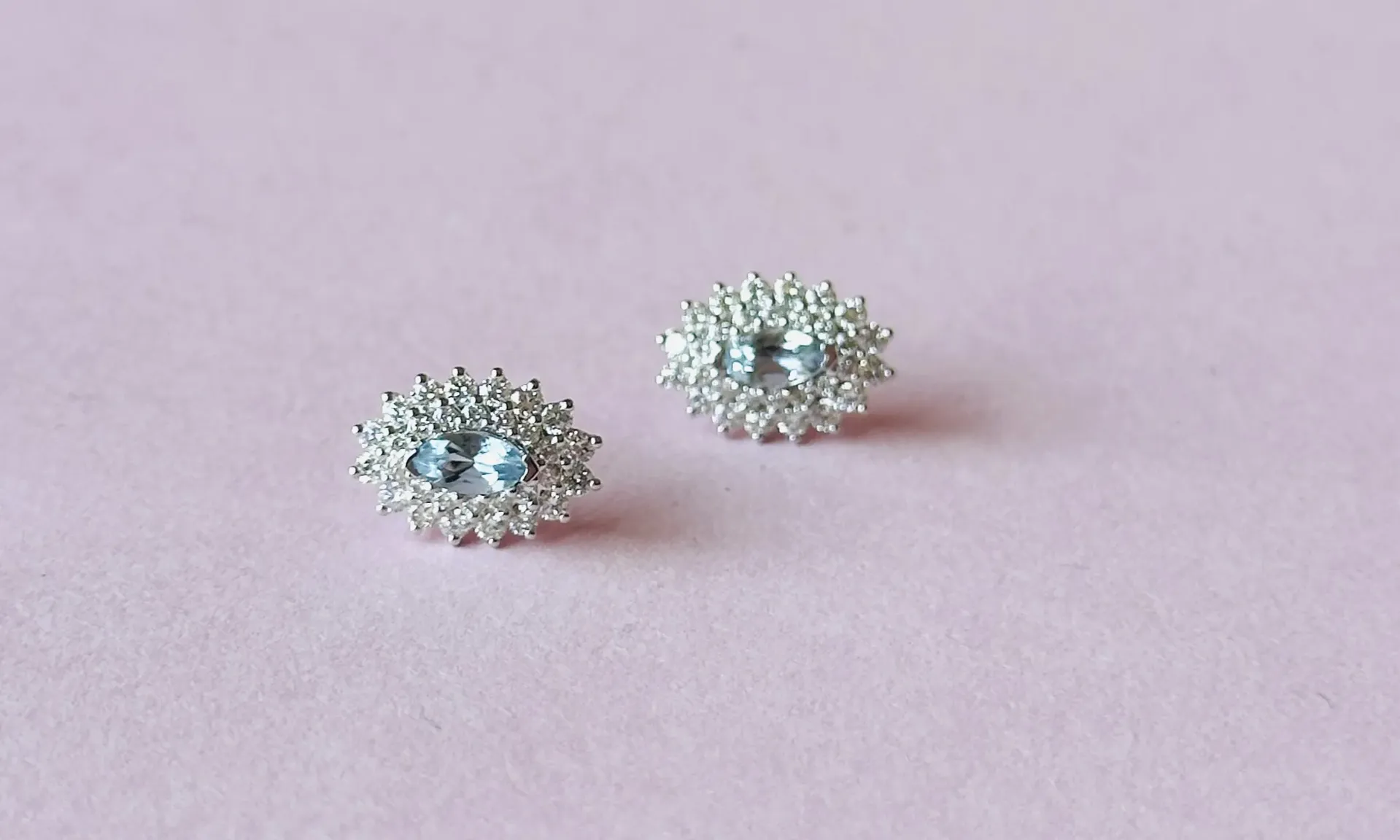 [5158] Gold Aquamarine With Eye Diamond