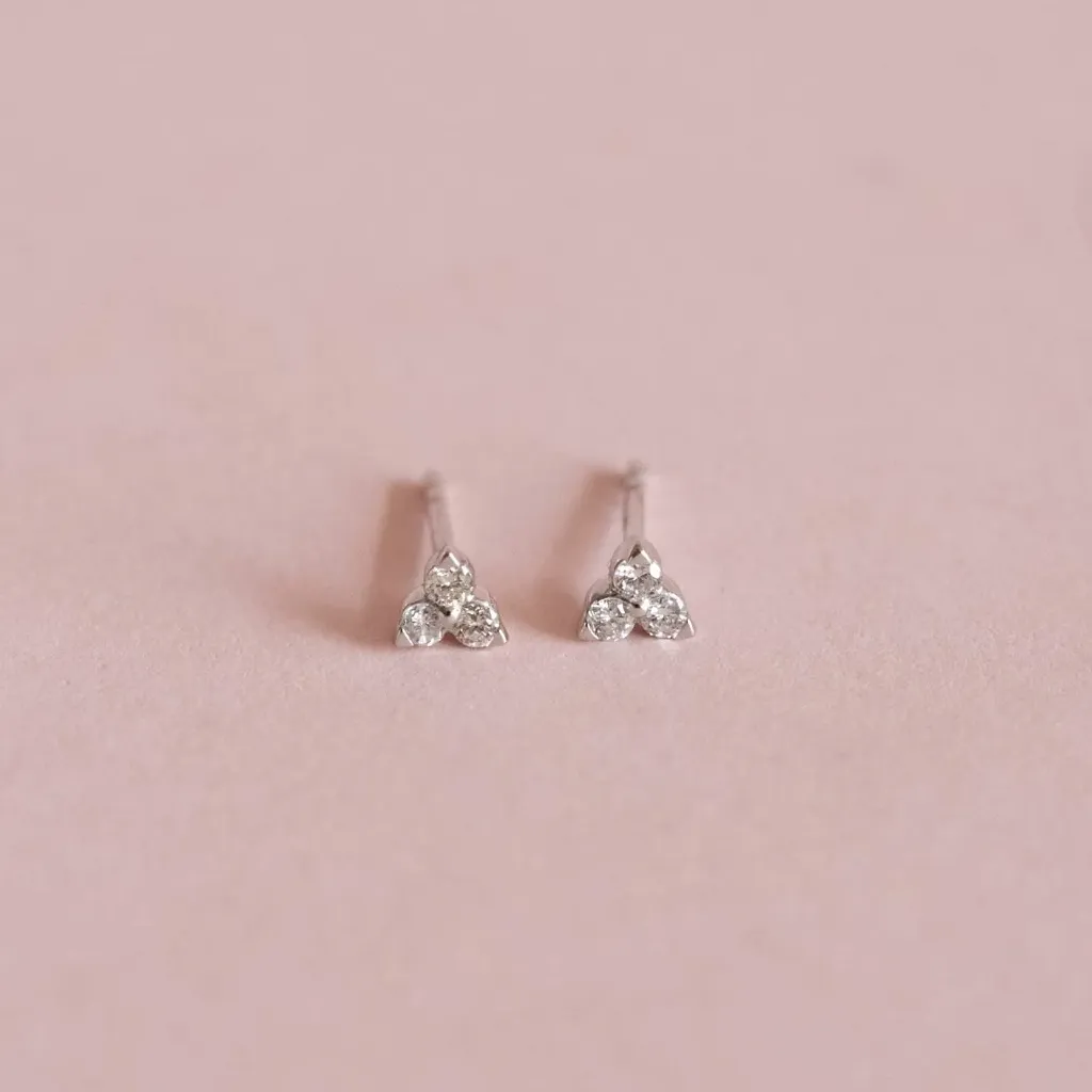 [5164] Gold Diamond Trio Studs Small