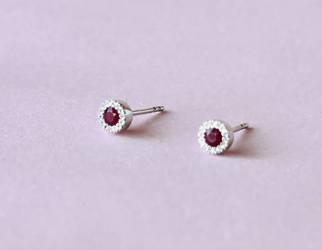 Aretes Ruby And Diamond Circle