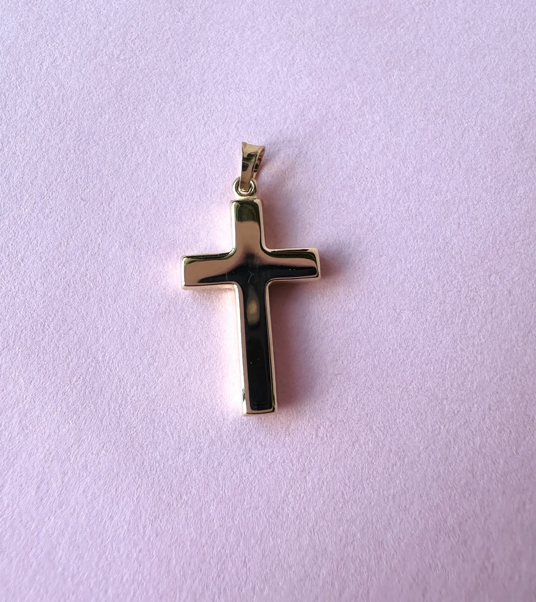 Gold Cross Pendant 20mm