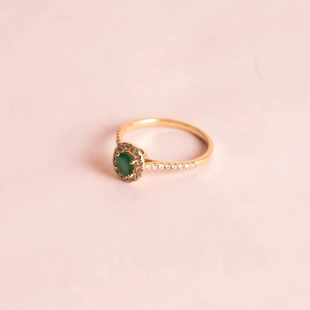 Oval Emerald And Diamonds
