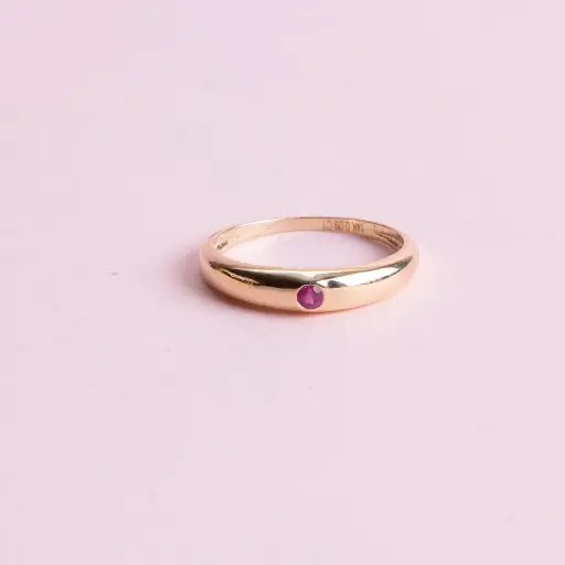 [3324] Anillo Rubi Medio Oro